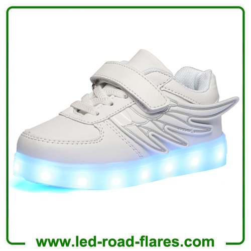 China Led Flashing Blinking Glowing Led Lights Up Shoes Kids With Angel Wings Suppliers,Factory and Manufacturers