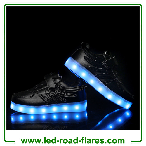 China Led Flashing Blinking Glowing Led Lights Up Shoes Kids With Angel Wings Suppliers,Factory and Manufacturers