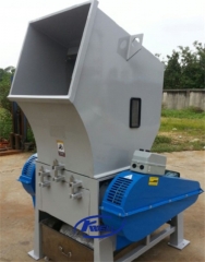 Crusher shredder for big plastic barrel water dispenser tank canister