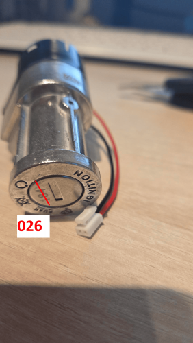 U010-1 Battery Lock and Key 2 Set (Number026)