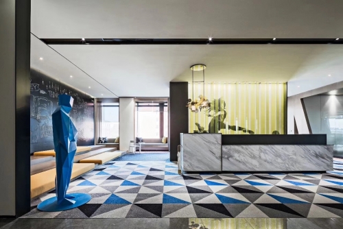 Modern Design Office Carpet Tile Nylon /PP Solution Dyed 50x50cm 60.96*60.96cm carpet size