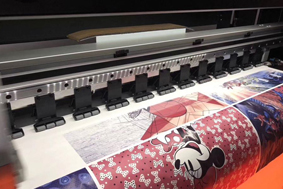 Opportunities and challenges faced by clothing digital printing