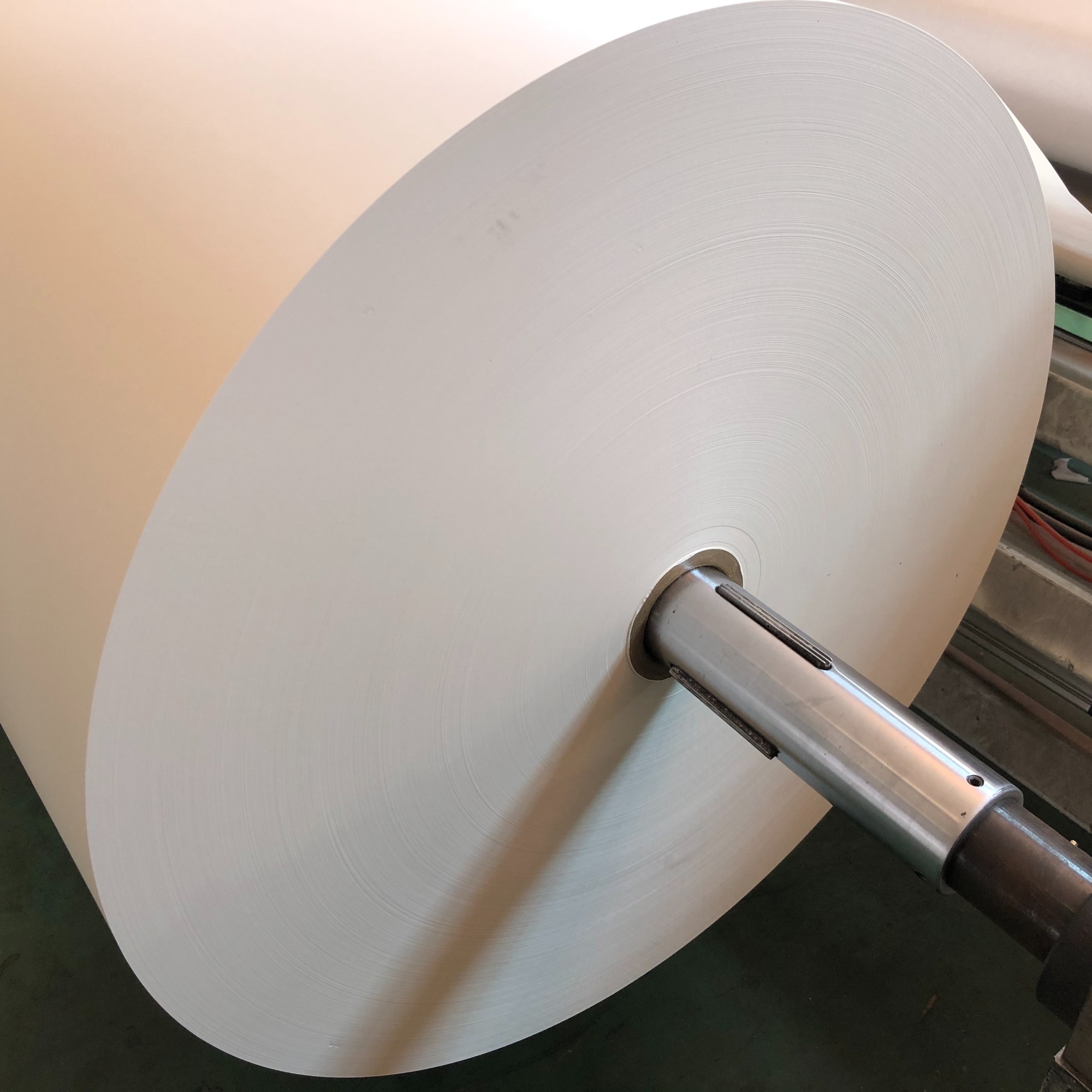 23 g/m² Rollo Jumbo de papel de sublimación ecológico y sin recubrimiento