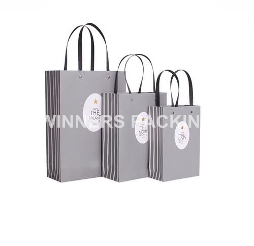 Custom retail logo printed paper gift bags with handles