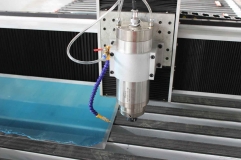 one set 7 meters aluminium engraving and cutting machine in cutomer's factory