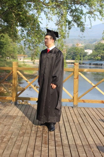 High Quality US Style Graduation Economical Master Cap and Gown 2019 & 2020 for graduate-black