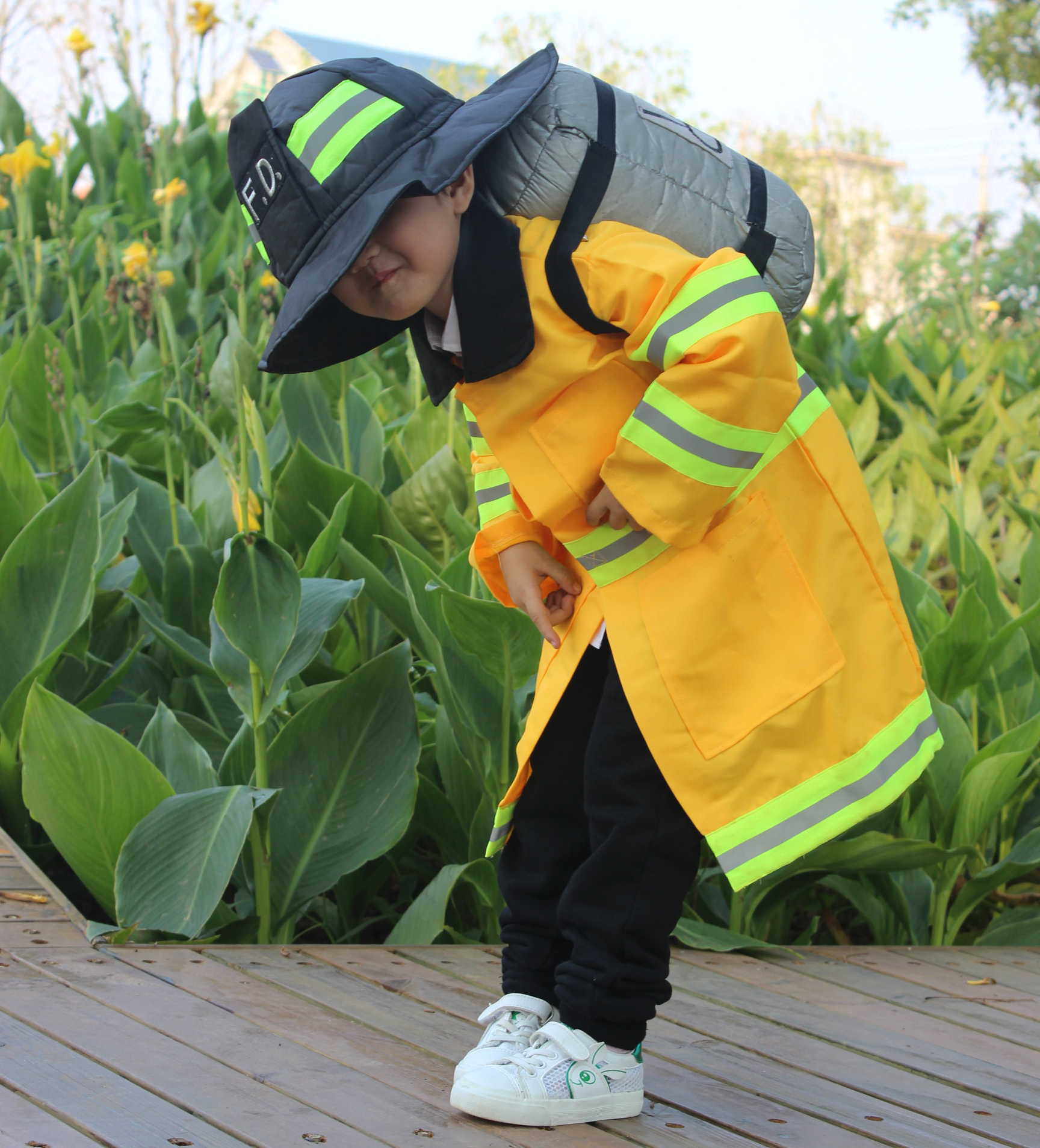 Deluxe Children Fireman Dress up Role play Costume Set