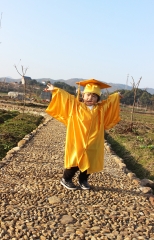 Kindergarten Graduation Gown Cap Tassel Set -gold