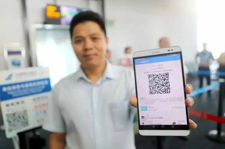 China's Domestic Airports Have Embarked On Scanning Code boarding