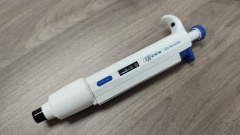 Mechanical Pipette