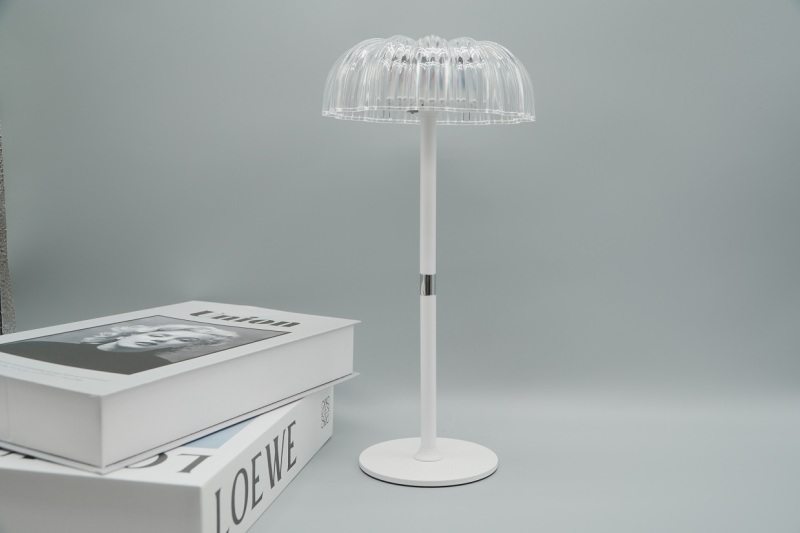 Coconut tree lamp