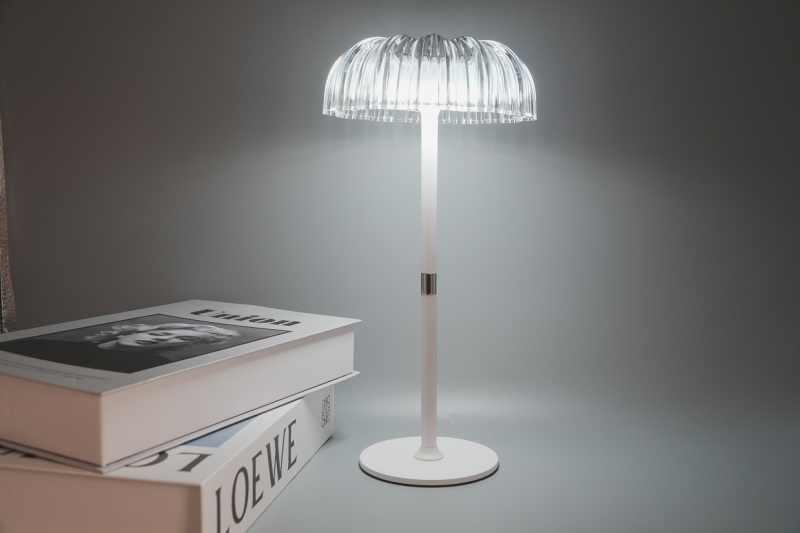 Coconut tree lamp