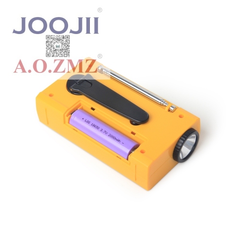 New Portable Emergency Hand Crank Radio