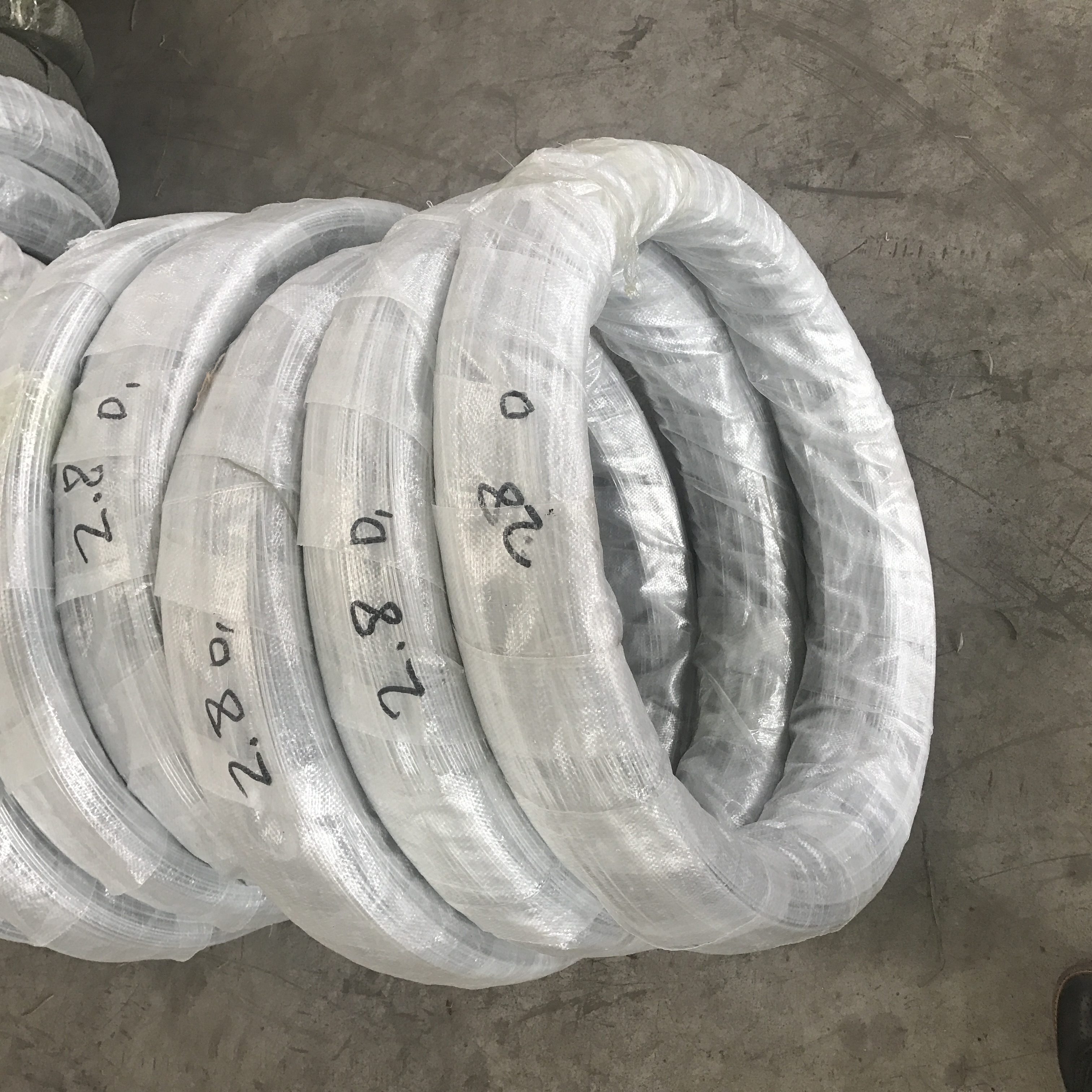 Hot dip galvanized iron wire,GI iron wire, www.aaccwelding.com aacc@aaccwelding.com