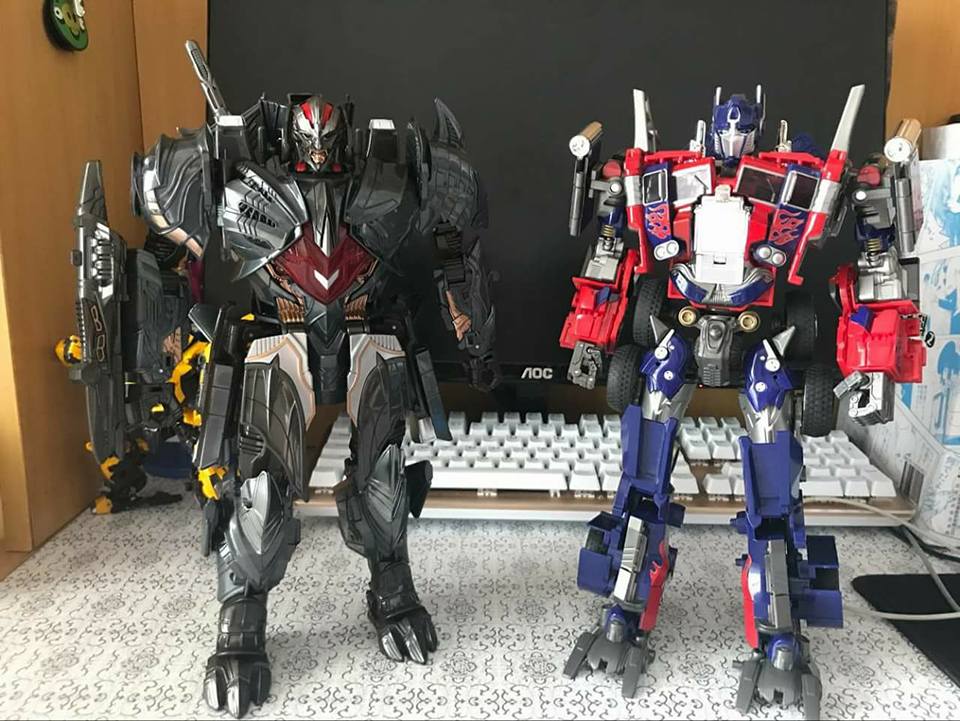 Model Wizard MW-001 Rendsora Megatron | ShowZStore.com