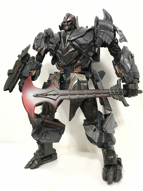 Model Wizard MW-001 Rendsora Megatron | ShowZStore.com