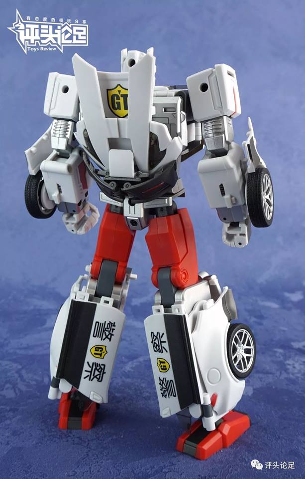 Generation Toy Guardian GT-08A Sergeant Defensor Streetwise