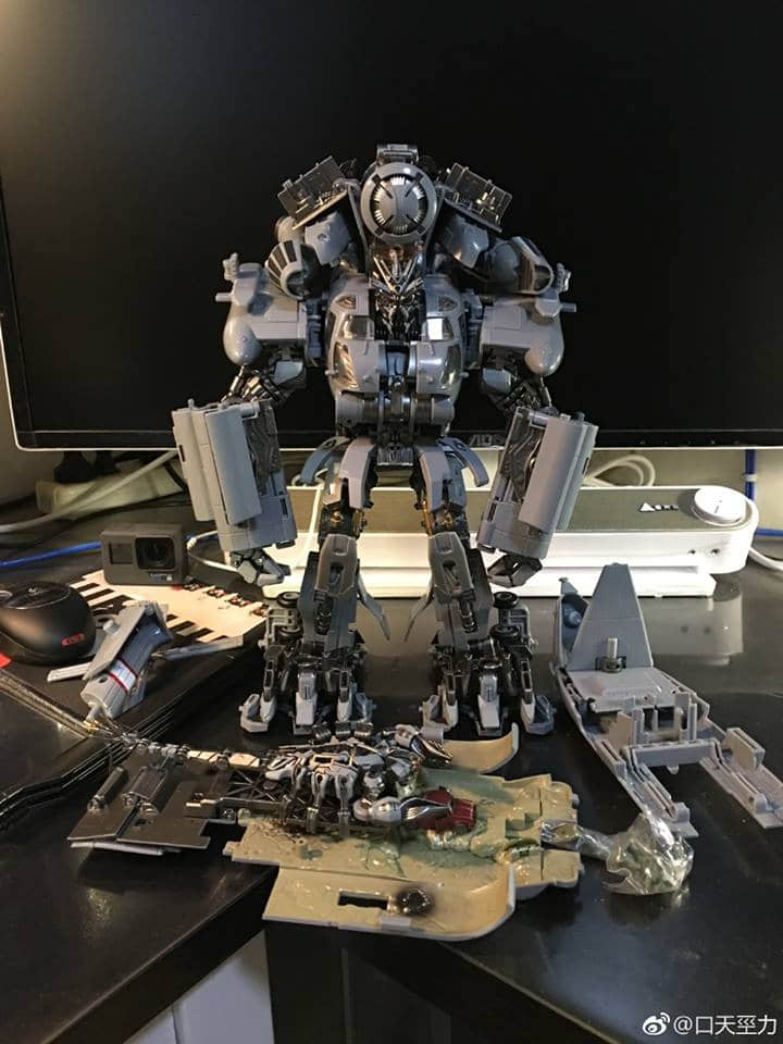トランスフォーマー　WEIJANG M05 ブラックアウト　SS08 非正規 WeiJiang M05 Brawl Transformation toys Oversized KO SS08 M05