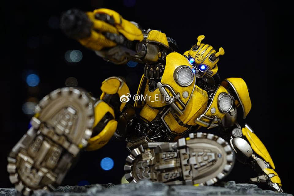 3A TLK Bumblebee Deluxe Figure Transformers DLX Collectible