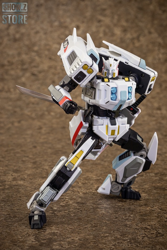 Mastermind online Creations Reformatted Stray (Transformers IDW Drift)