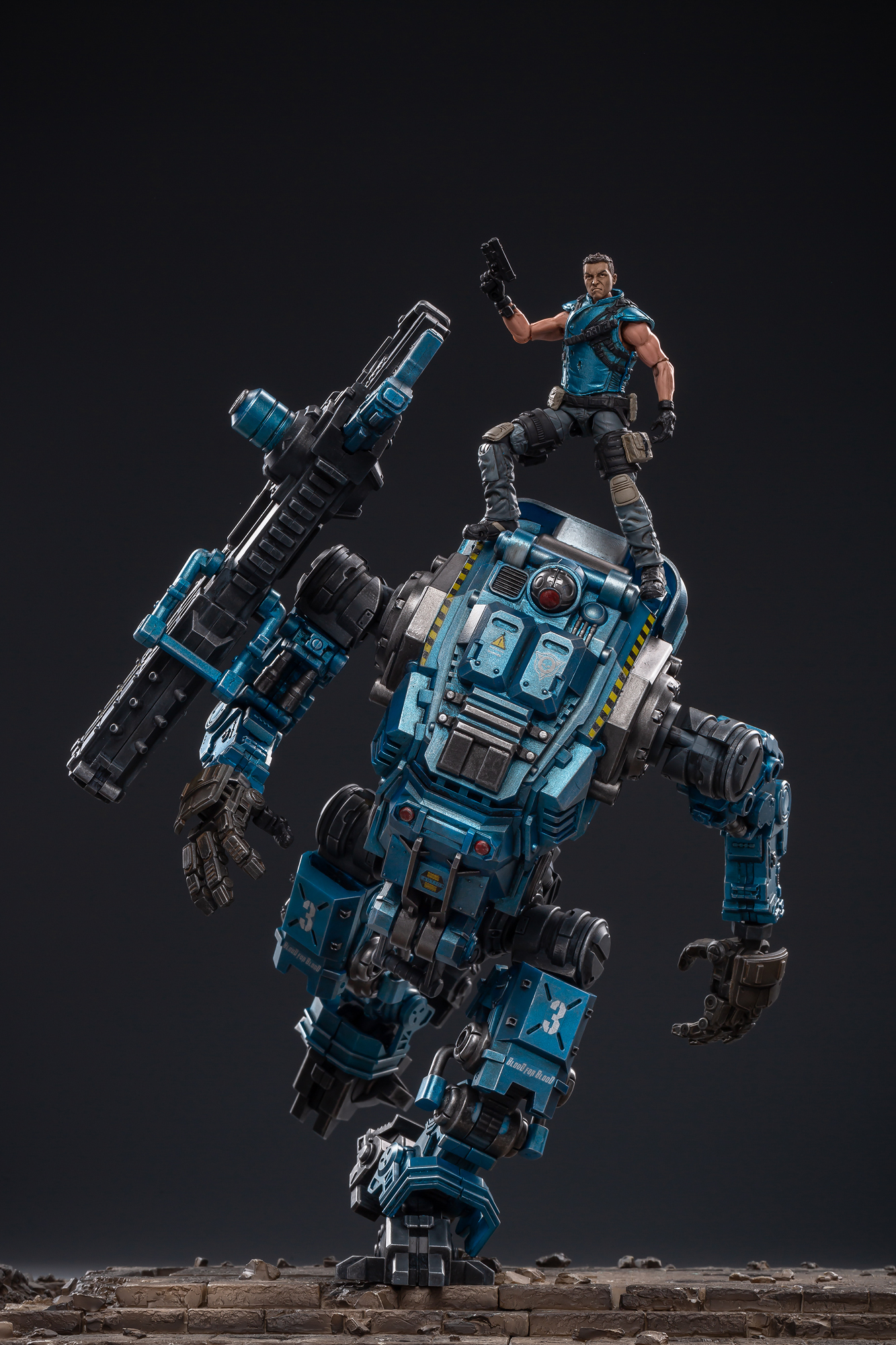 JoyToy Acid Rain 1/18 Freeman Machine Armor Ver.B | ShowZStore.com