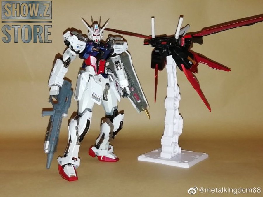 Metal Kingdom MG 1/100 GAT-X105 Strike Gundam - Show.Z Store