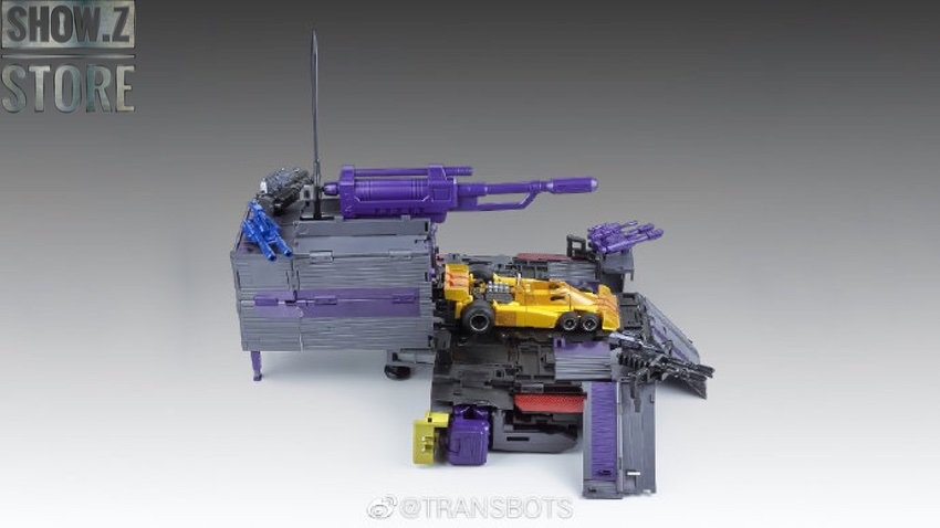 X-Transbots MX-12B Trailer for MX-12A Gravestone Motormaster