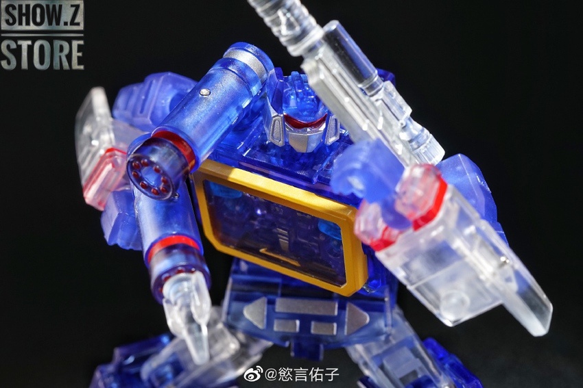 Newage H21T Soundwave Transparent Version w/ 3 Cassettes