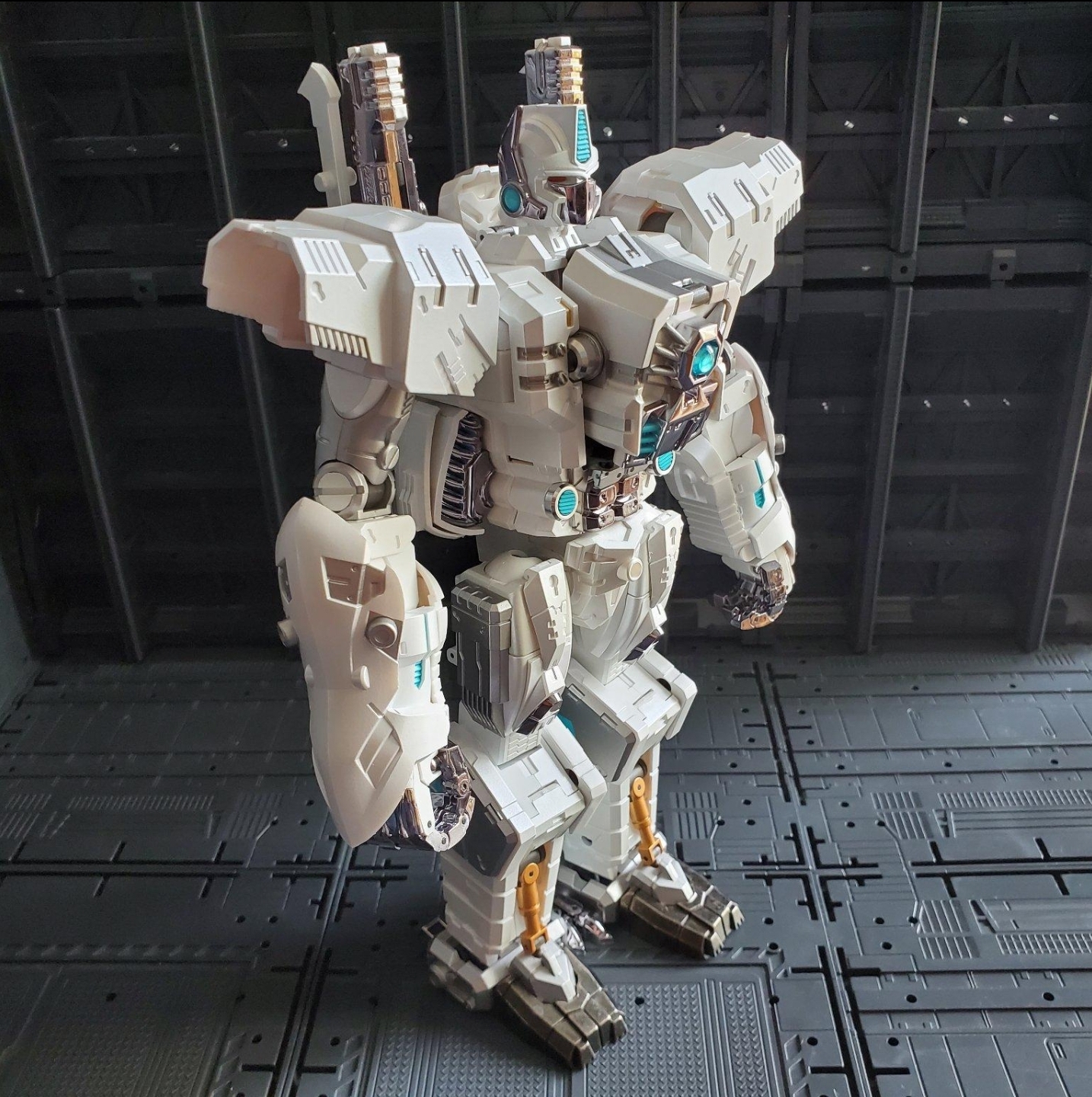 Reviews of Generation Toy GT-10A Gorilla Optimus Primal