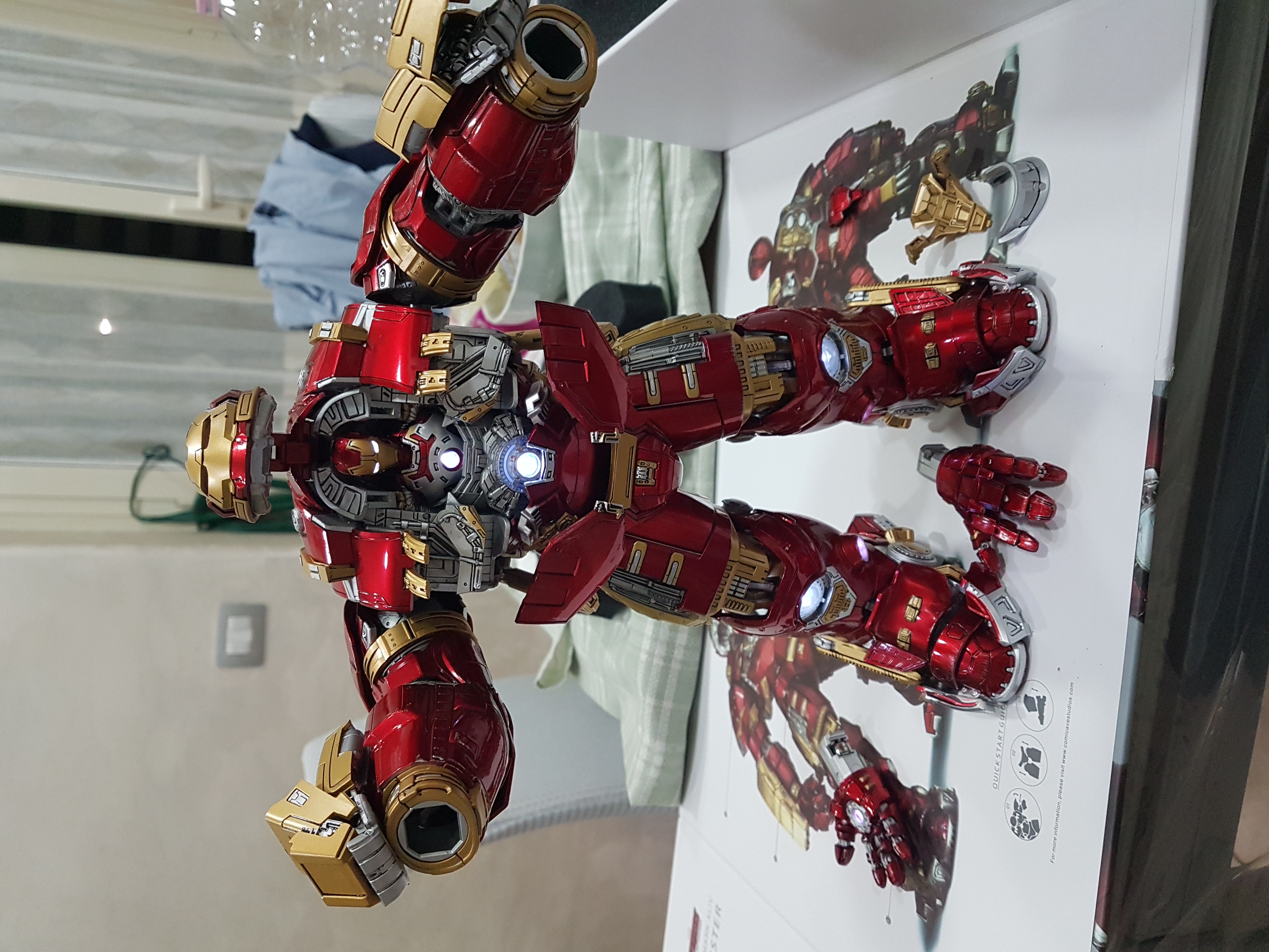 Reviews of Comicave Studios Omni Class Iron Man 1/12 Scale