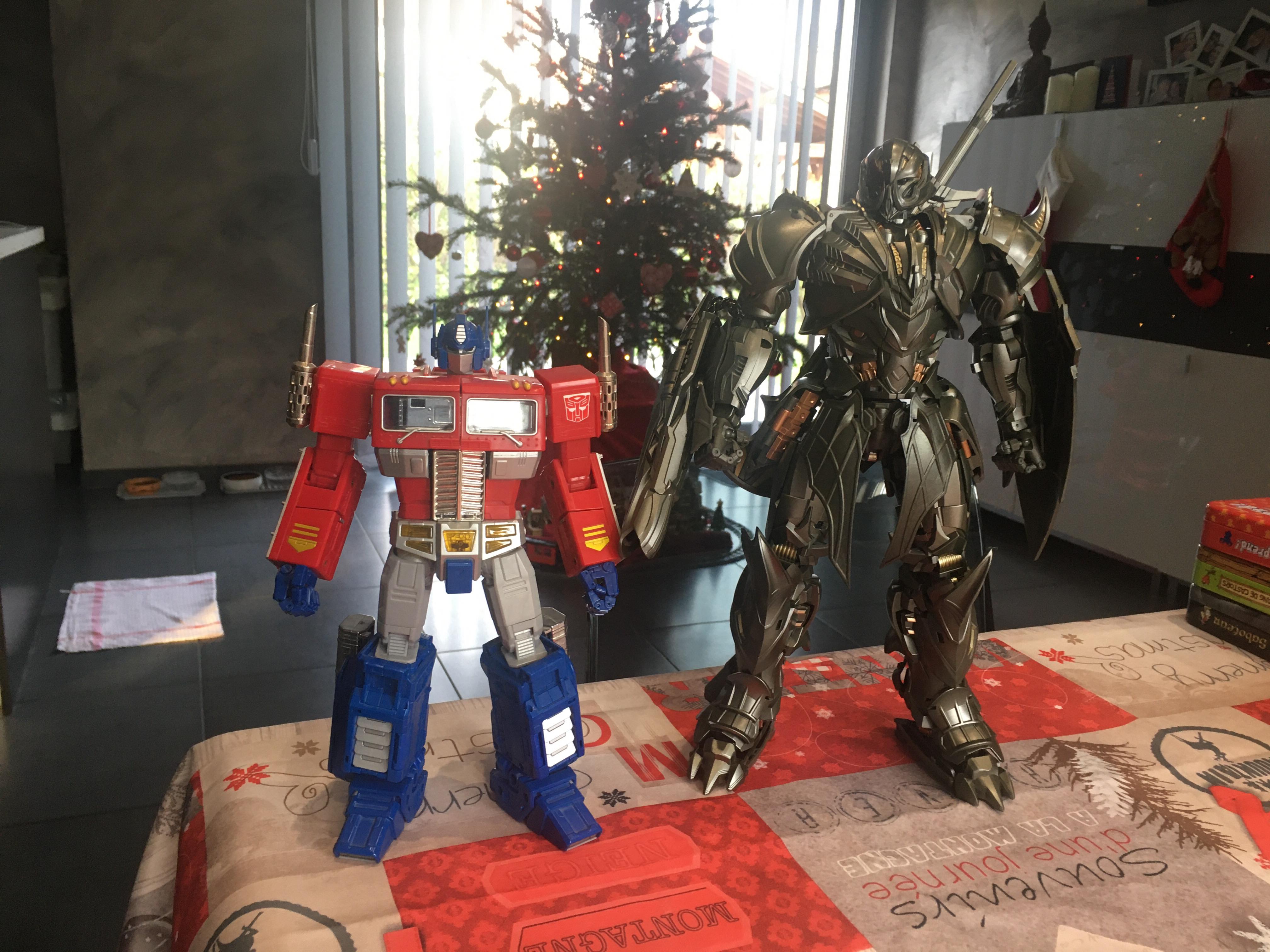 Reviews of Unique Toys R-03 Dragoon AOE/TLK Megatron