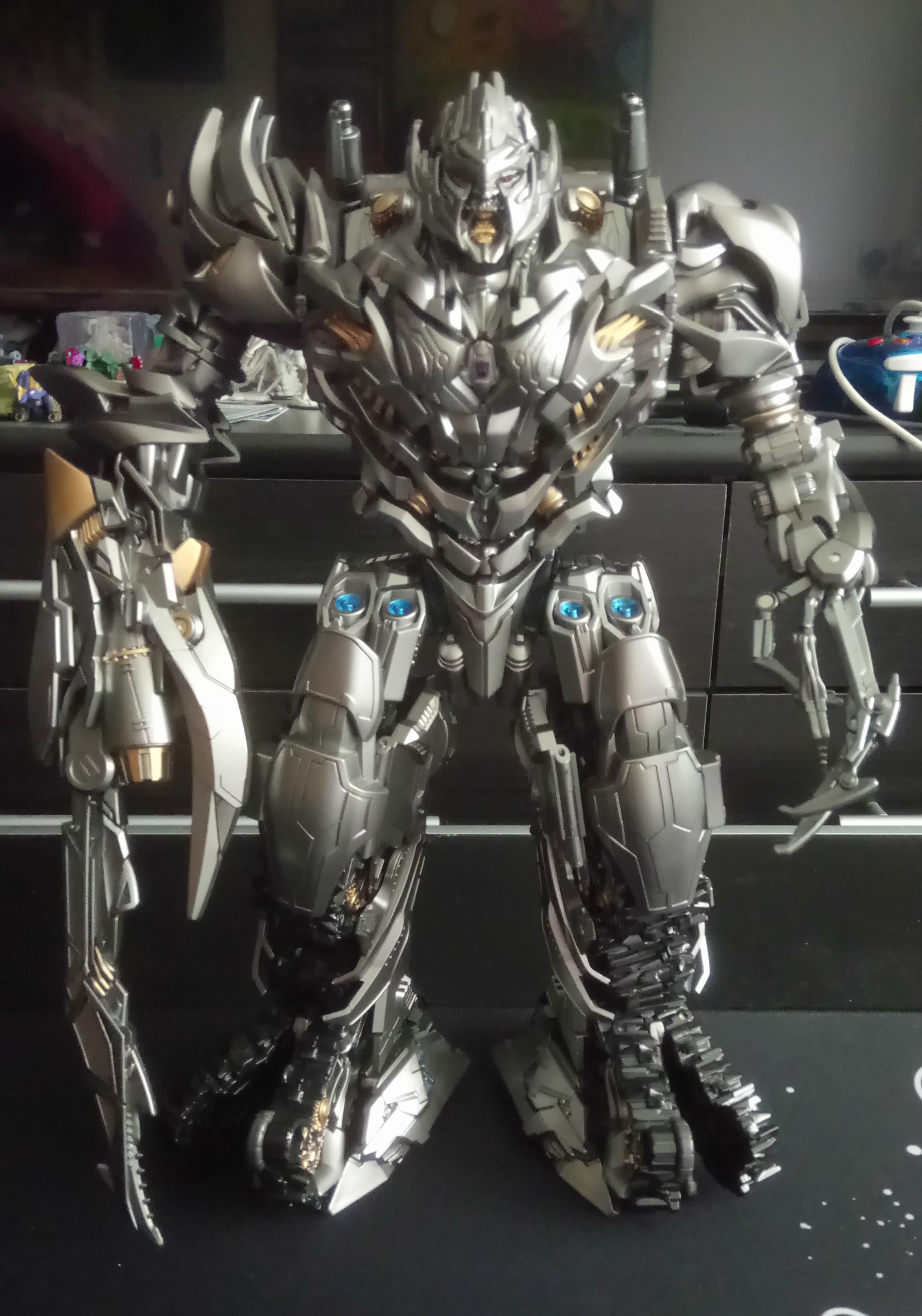 Reviews of Black Mamba LS-06 LS06 Megatron Studio Series SS13 SS-13