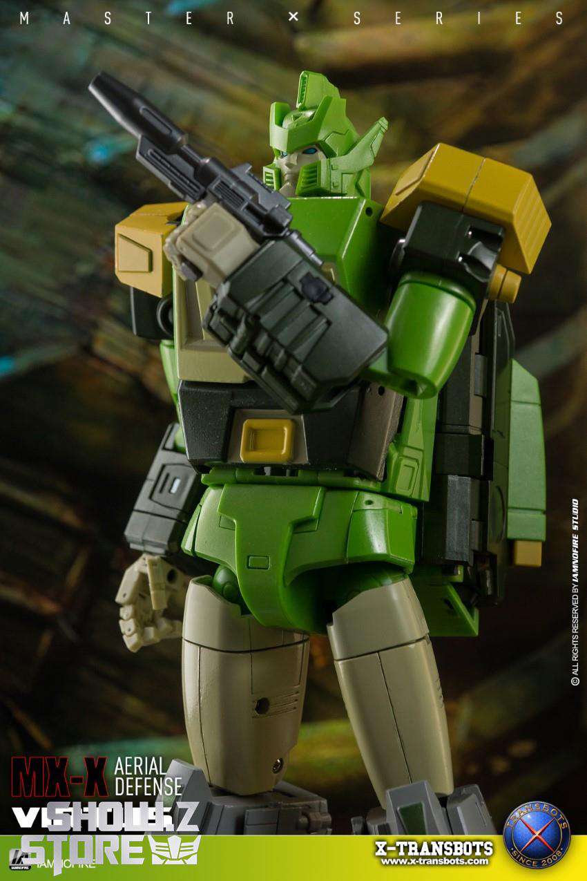 X Transbots MM 10C Black Limited Fly Over Mountain