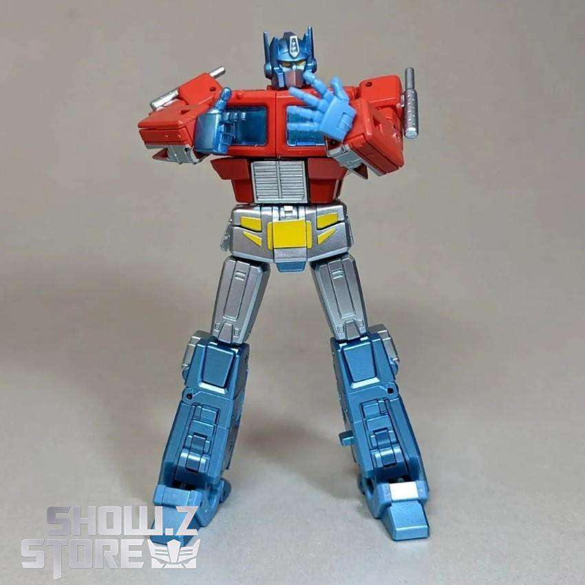 日本未発売　NEW ERA X G1 Optimus Prime NEW ERA x Transformers Yolopark AMK Series G1 Optimus Prime