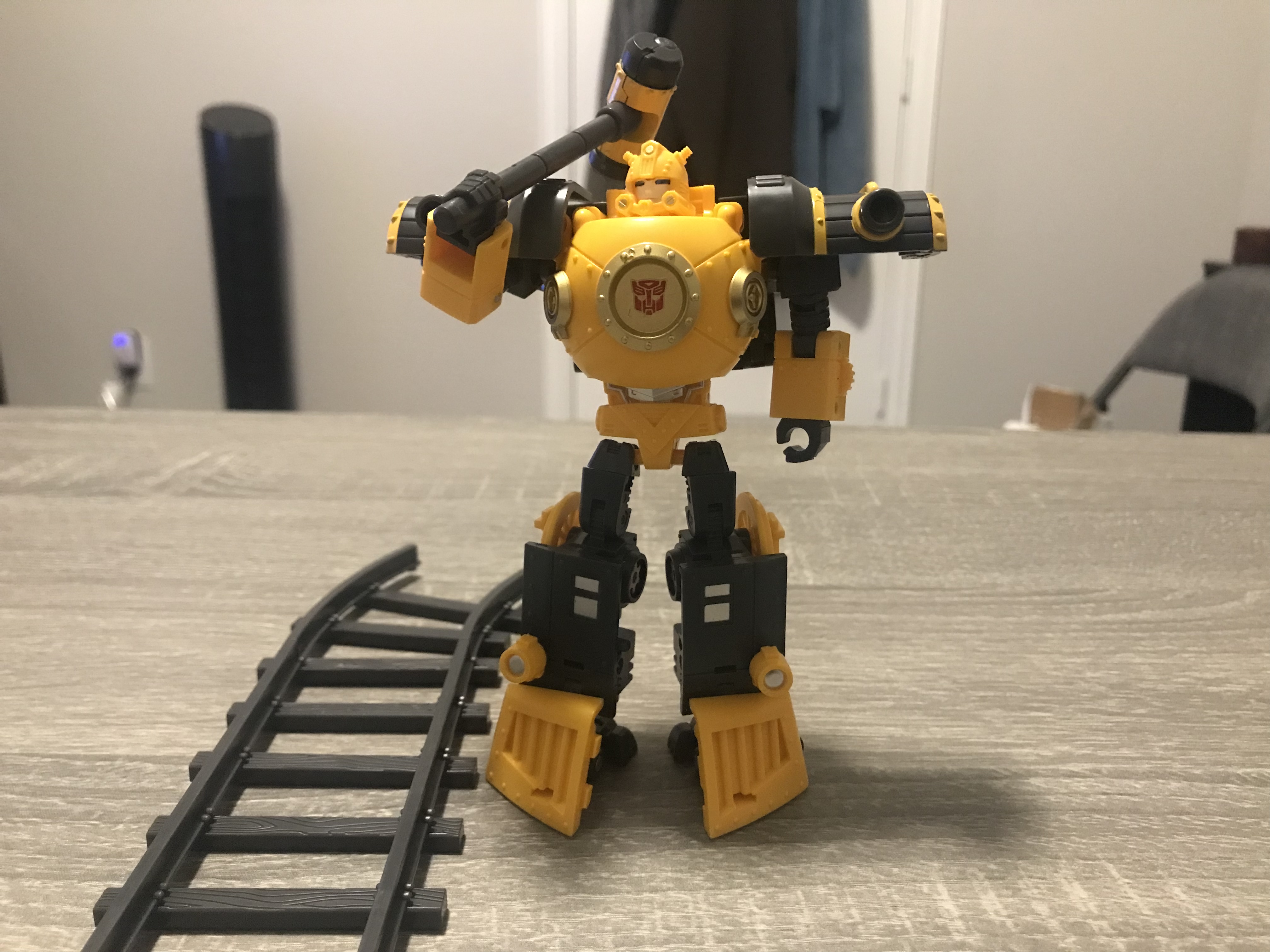 queenbee Reviews of Mechanic Toy & Dr.Wu SA-01B Centurion Bumblebee
