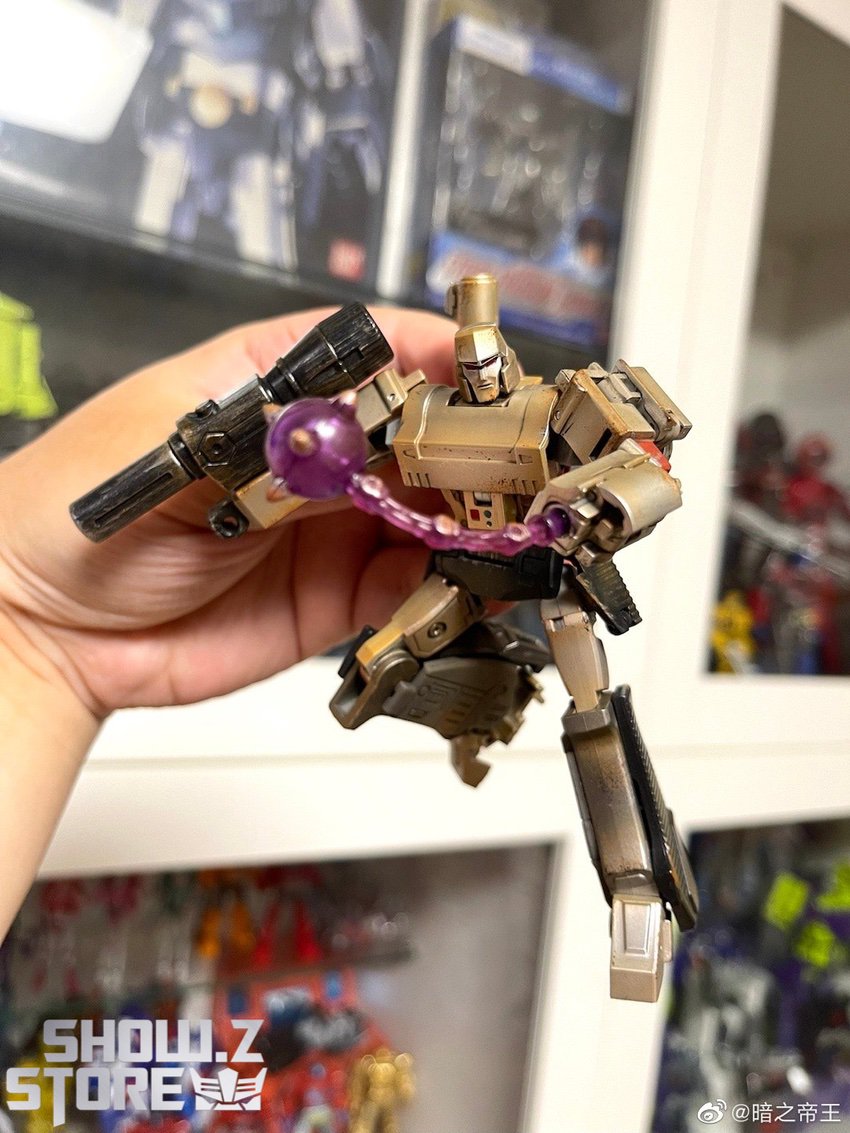 Newage Megatron H9Z & Optimus selling H27Z Battle Damaged.MISB.