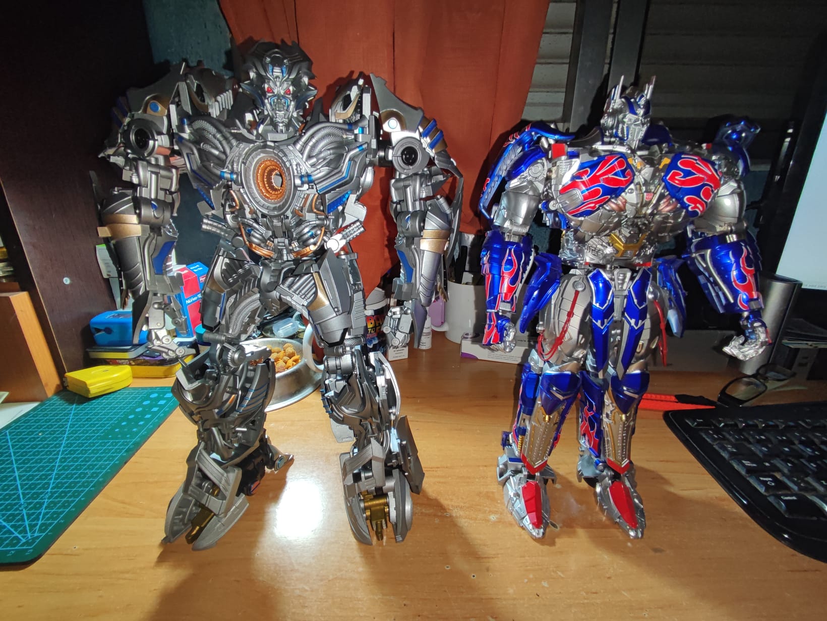 Reviews of 4th Party FL-01 Nero Galvatron Fury Leader Oversized