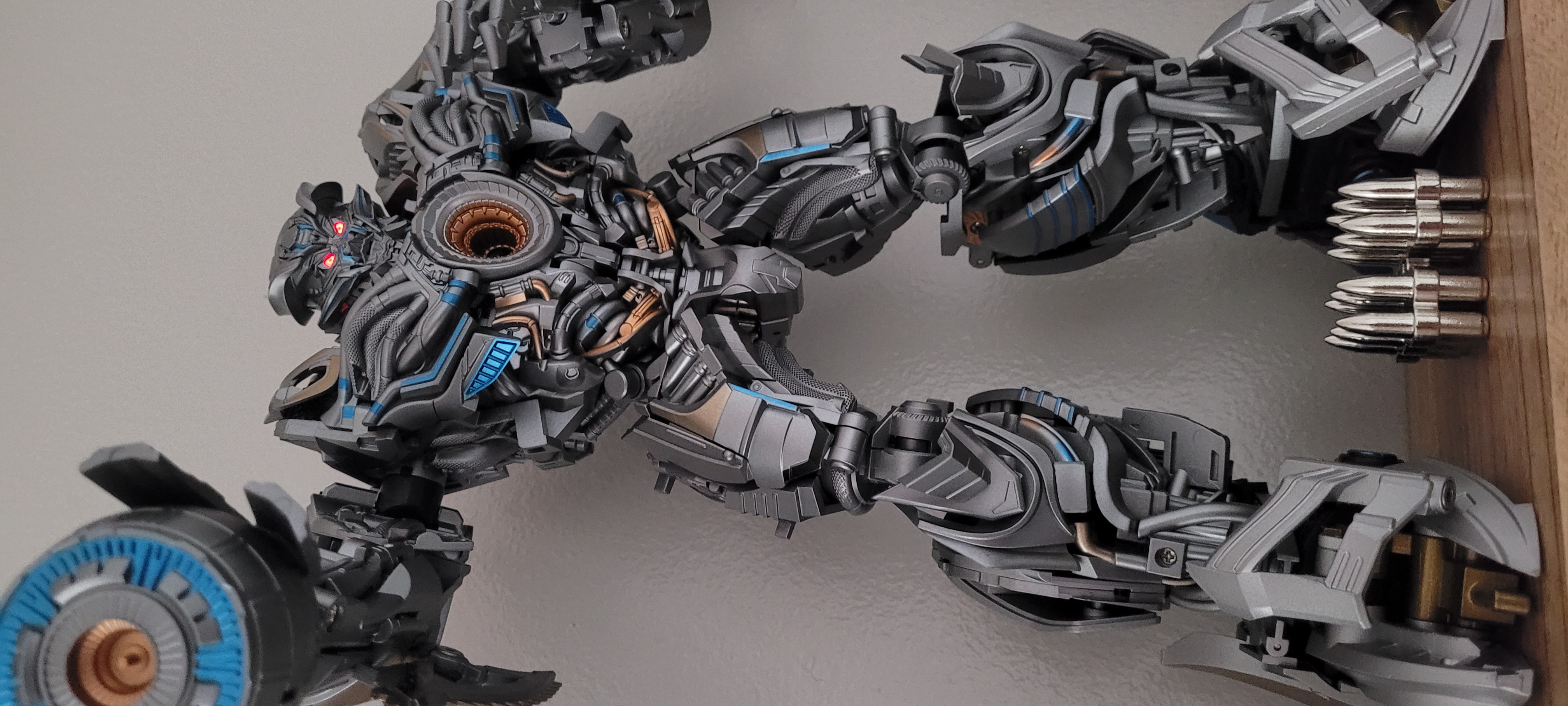 Reviews of 4th Party FL-01 Nero Galvatron Fury Leader Oversized