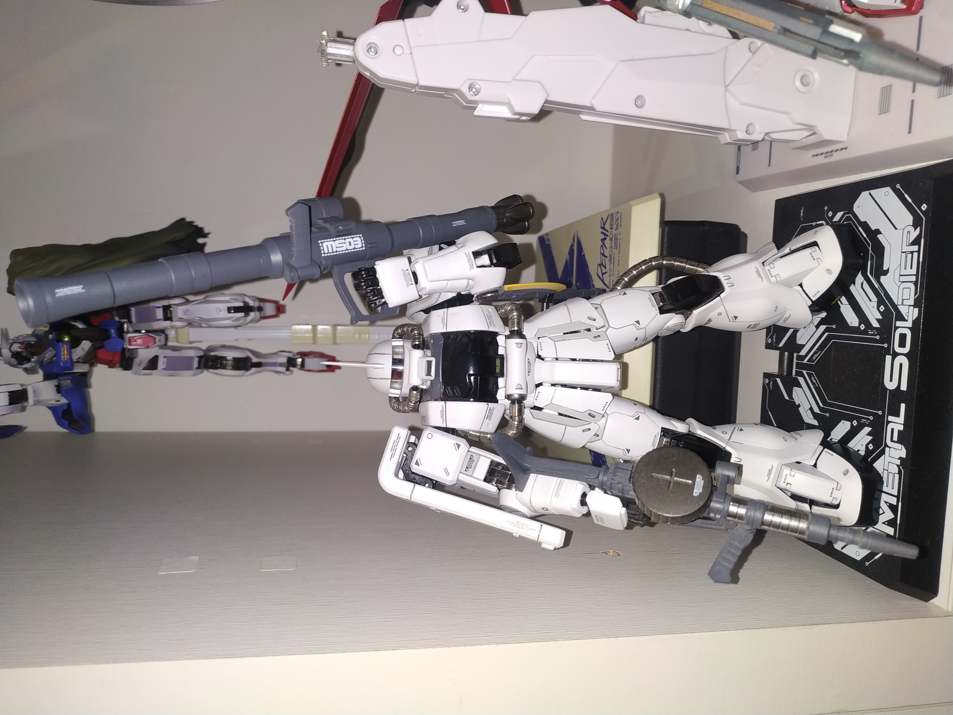 Reviews of Metal Soldier MS 1/100 MS-06J MS06J Zaku II White Ogre