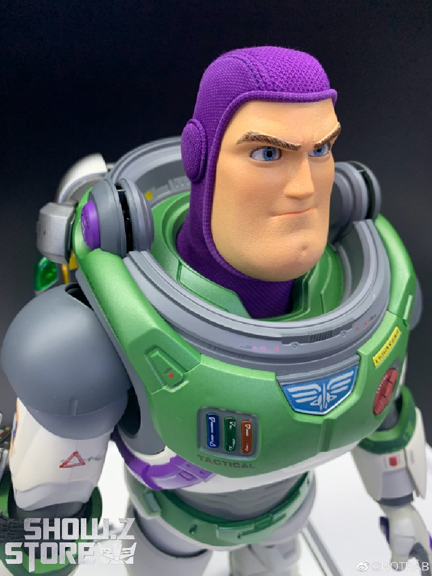 Robosen Buzz Lightyear Robot Space Ranger Standard Edition Show