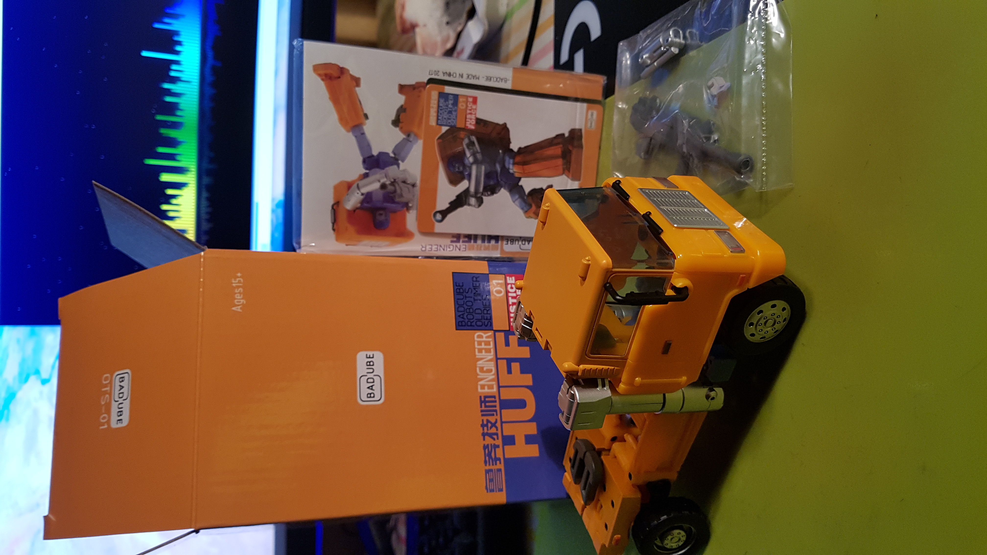 BadCube OTS-01 Huff Old Time Series - Show.Z Store