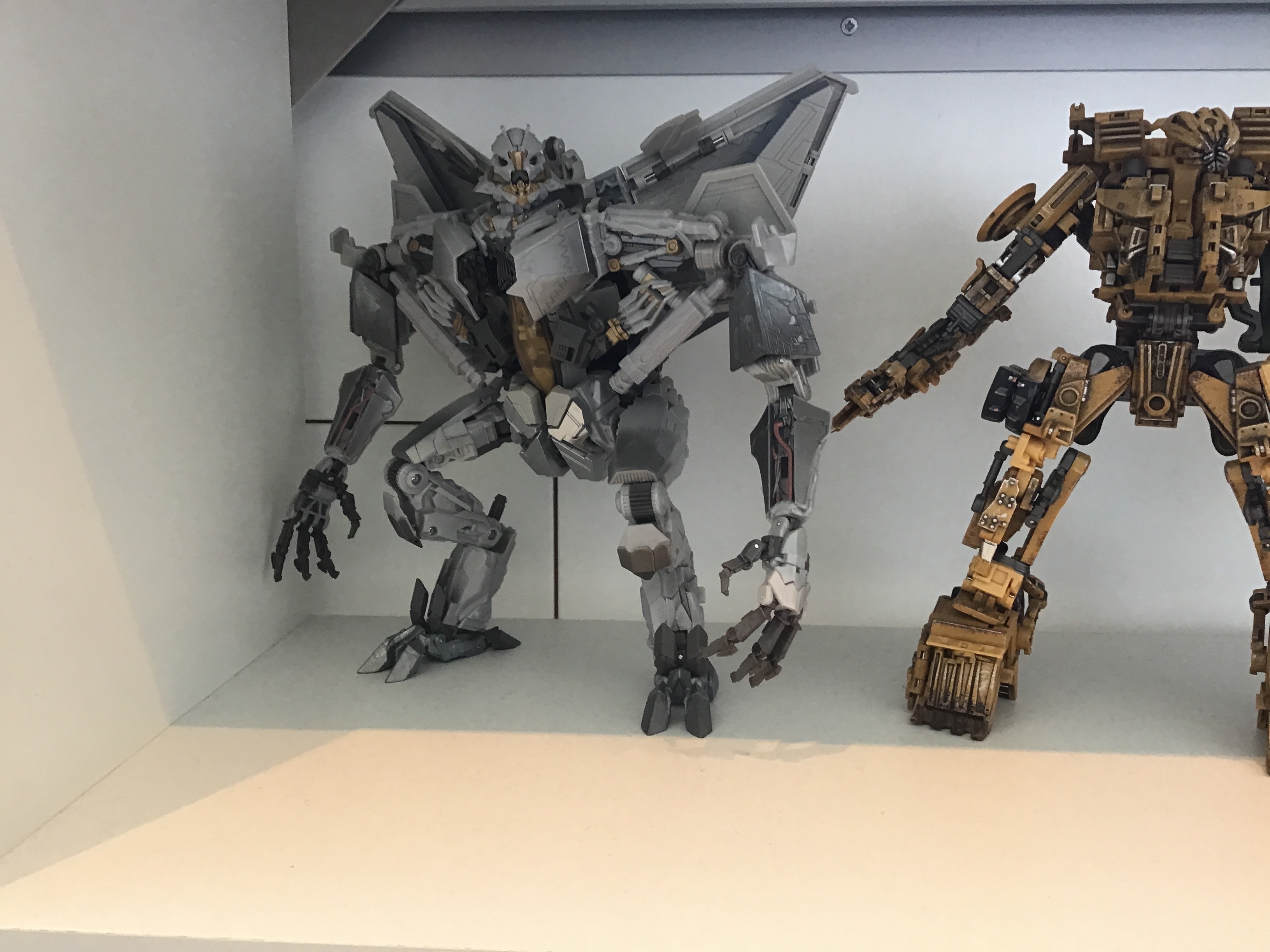 Reviews of Hasbro Masterpiece Movie Series MPM-10 Starscream