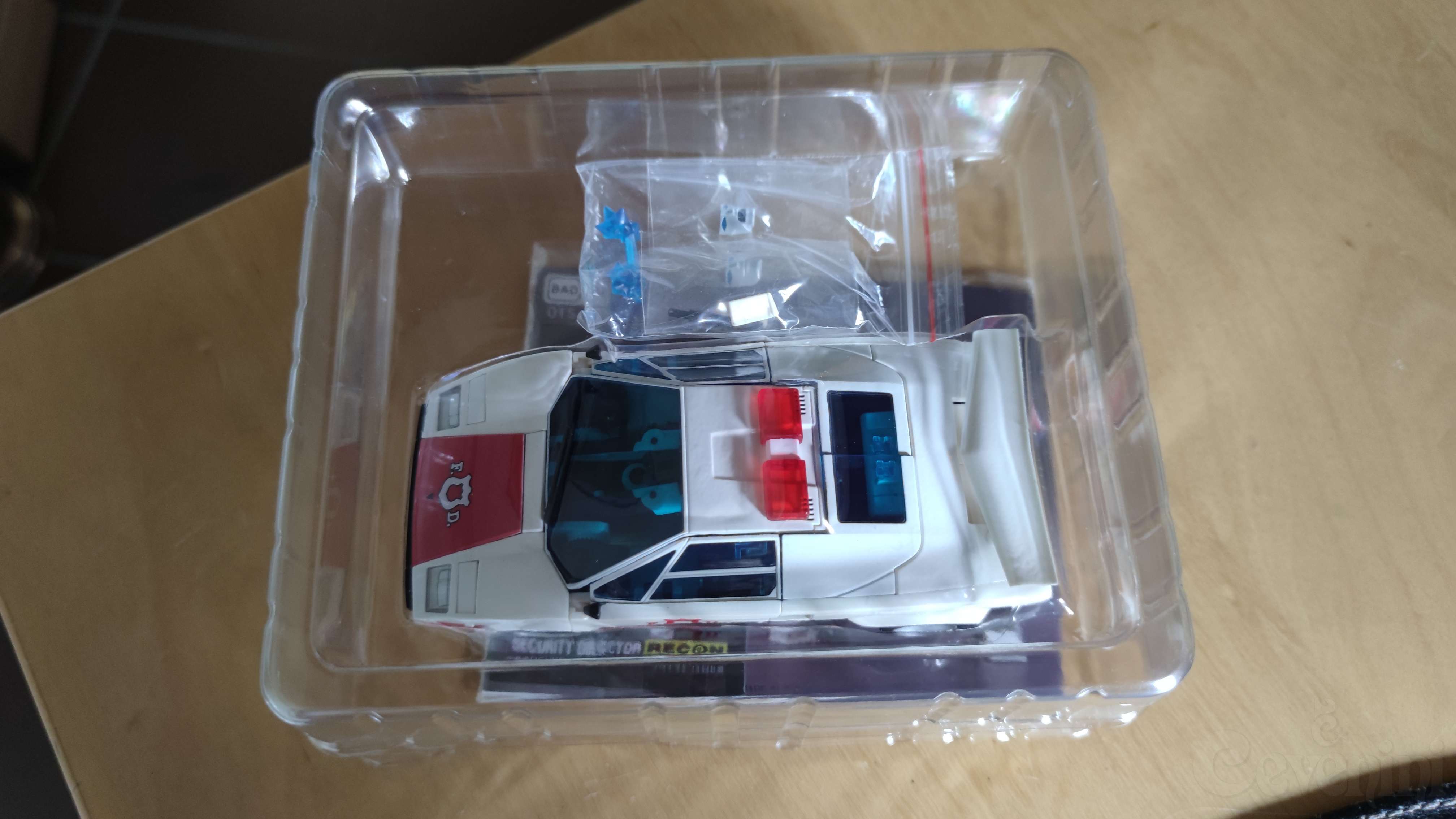 BadCube BC OTS-15 Security Director Recon Red Alert - Show.Z
