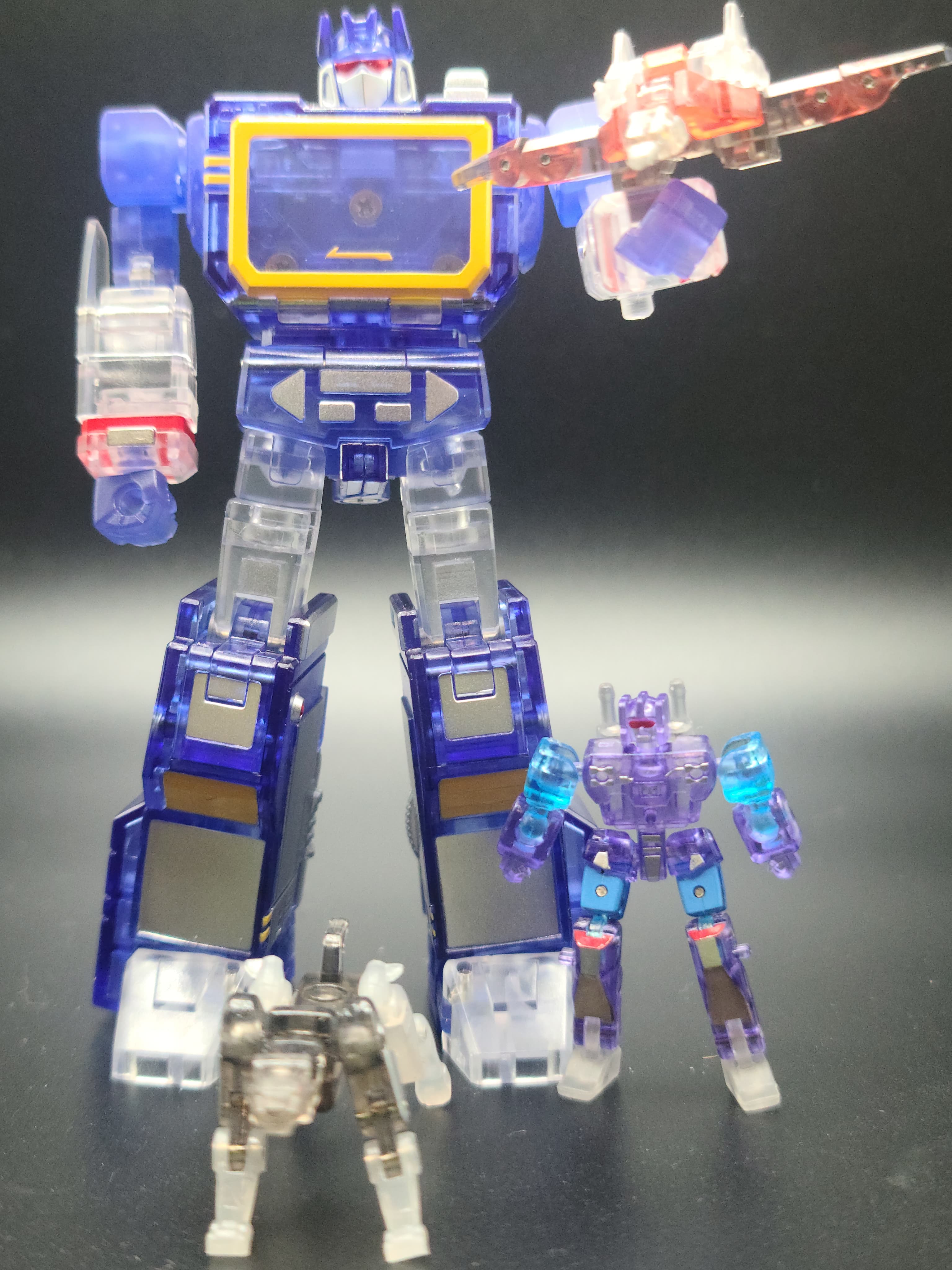 Reviews of Newage H21T Soundwave Transparent Version w/ 3