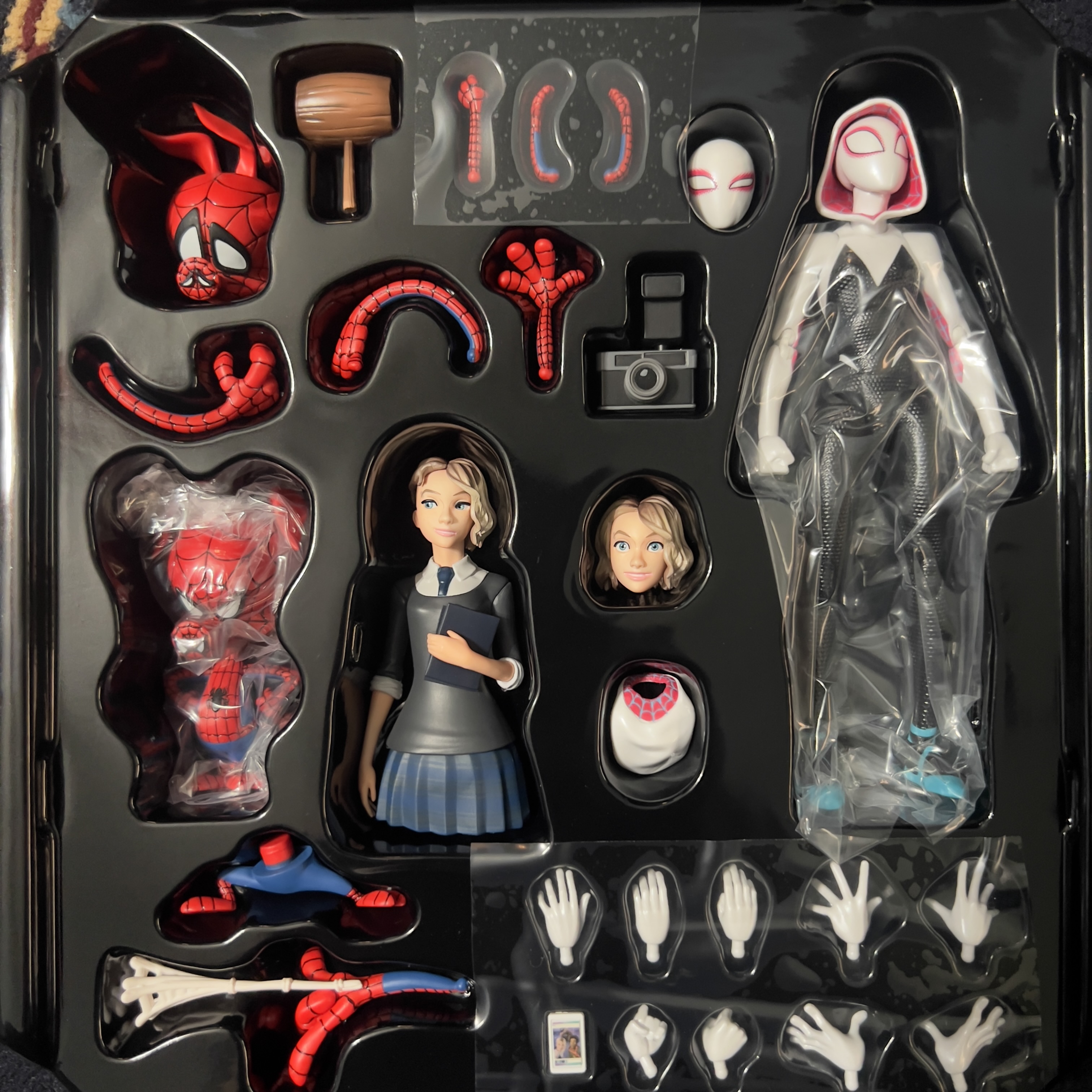 Reviews of Sentinel Toys SV-ACTION Spider-Man: Into The Spider