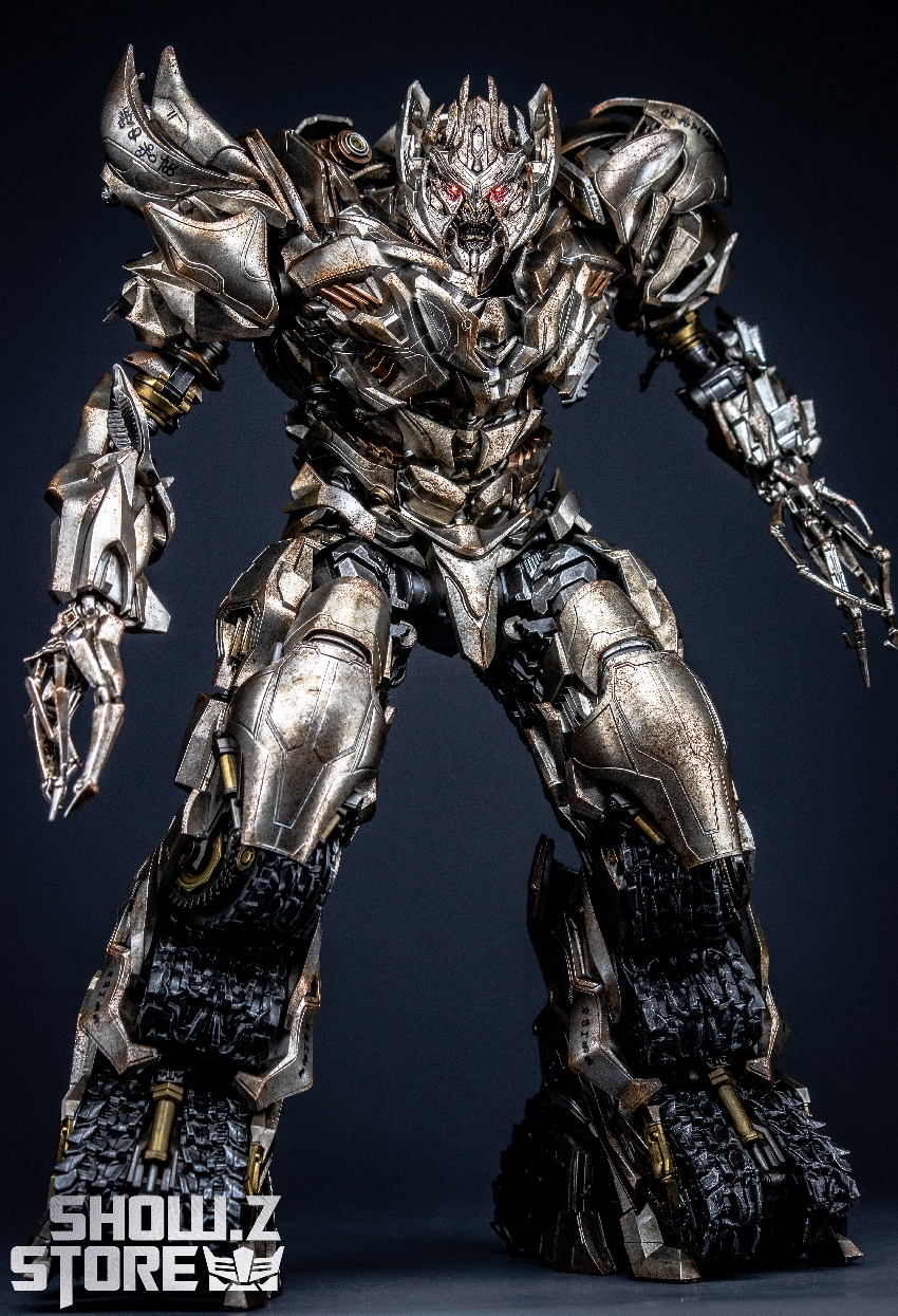 ThreeZero Studio Transformers DLX Megatron