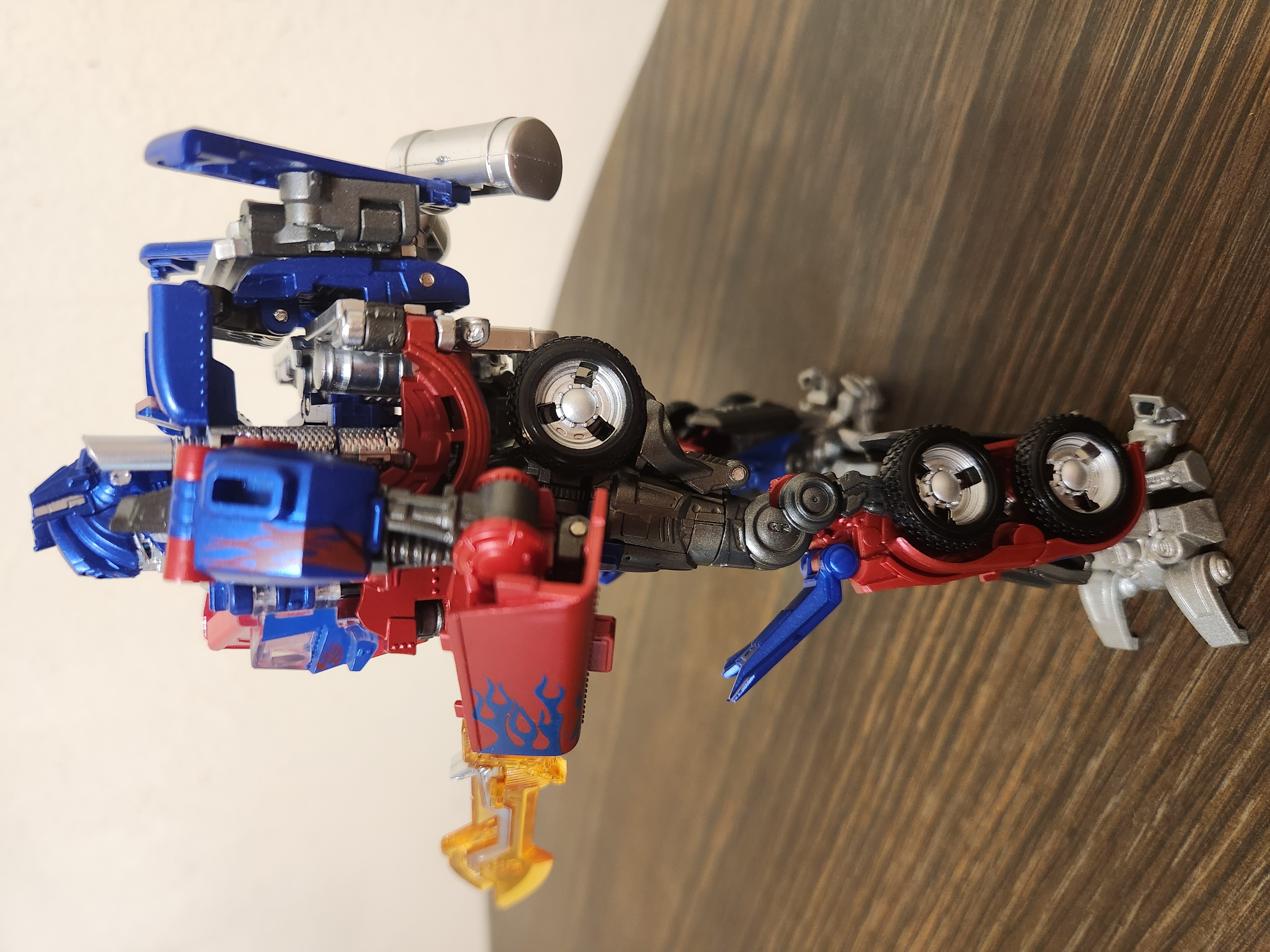 BW TW-1022 Jetwing Optimus Prime Metallic Version- Show.Z Store