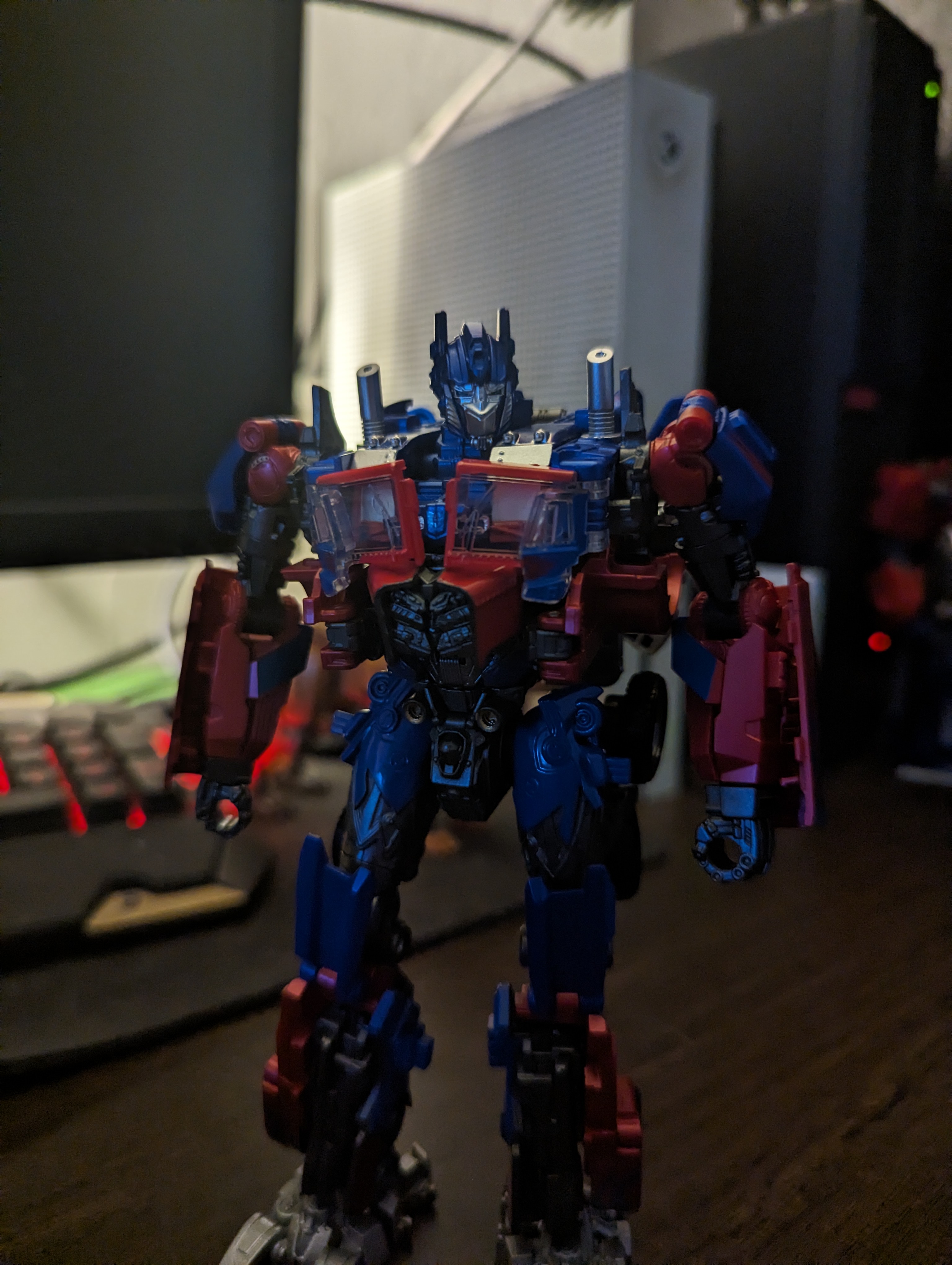 BW TW-1022 Jetwing Optimus Prime Metallic Version- Show.Z Store