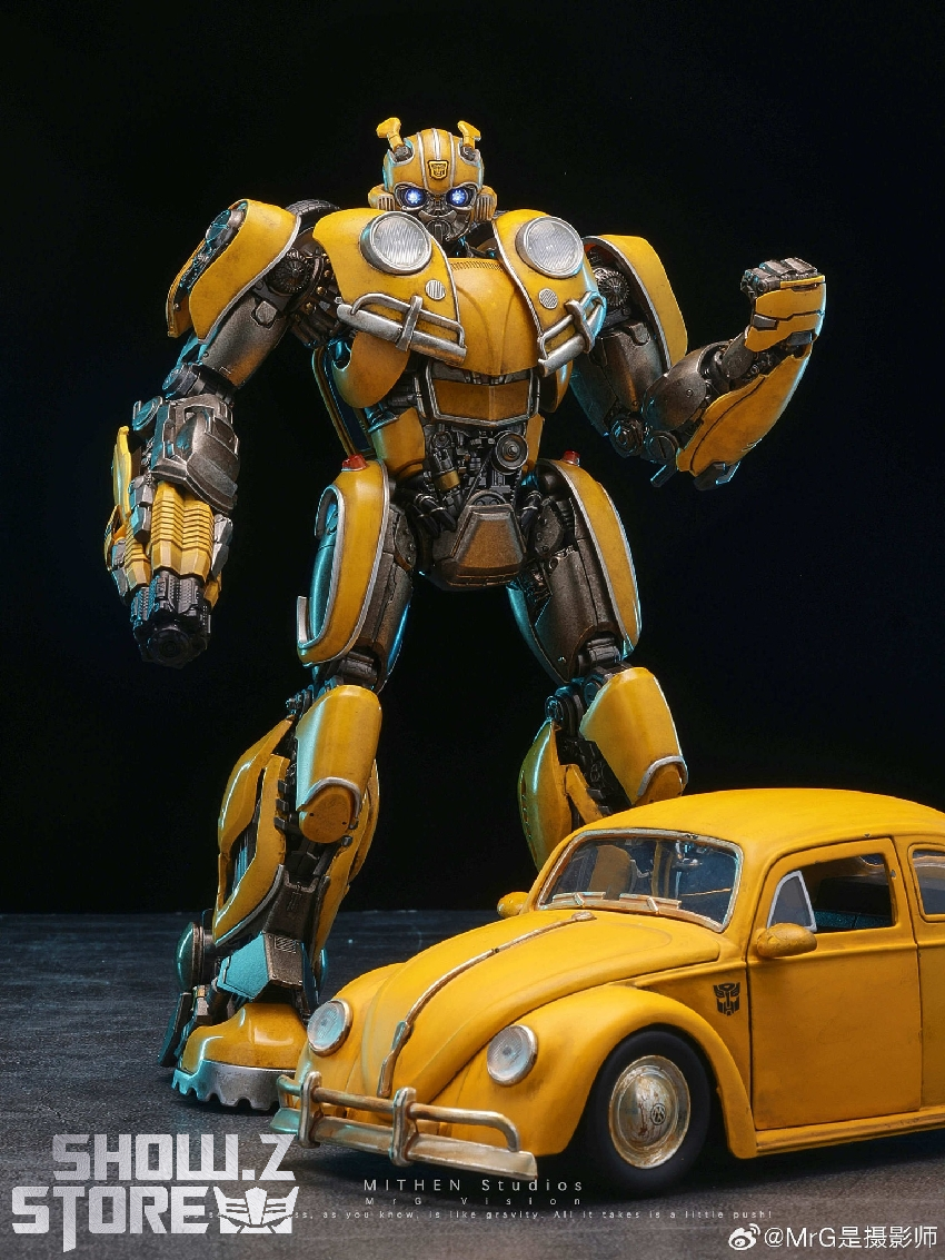 Threezero DLX Transformers Rise of the Beasts Bumblebee