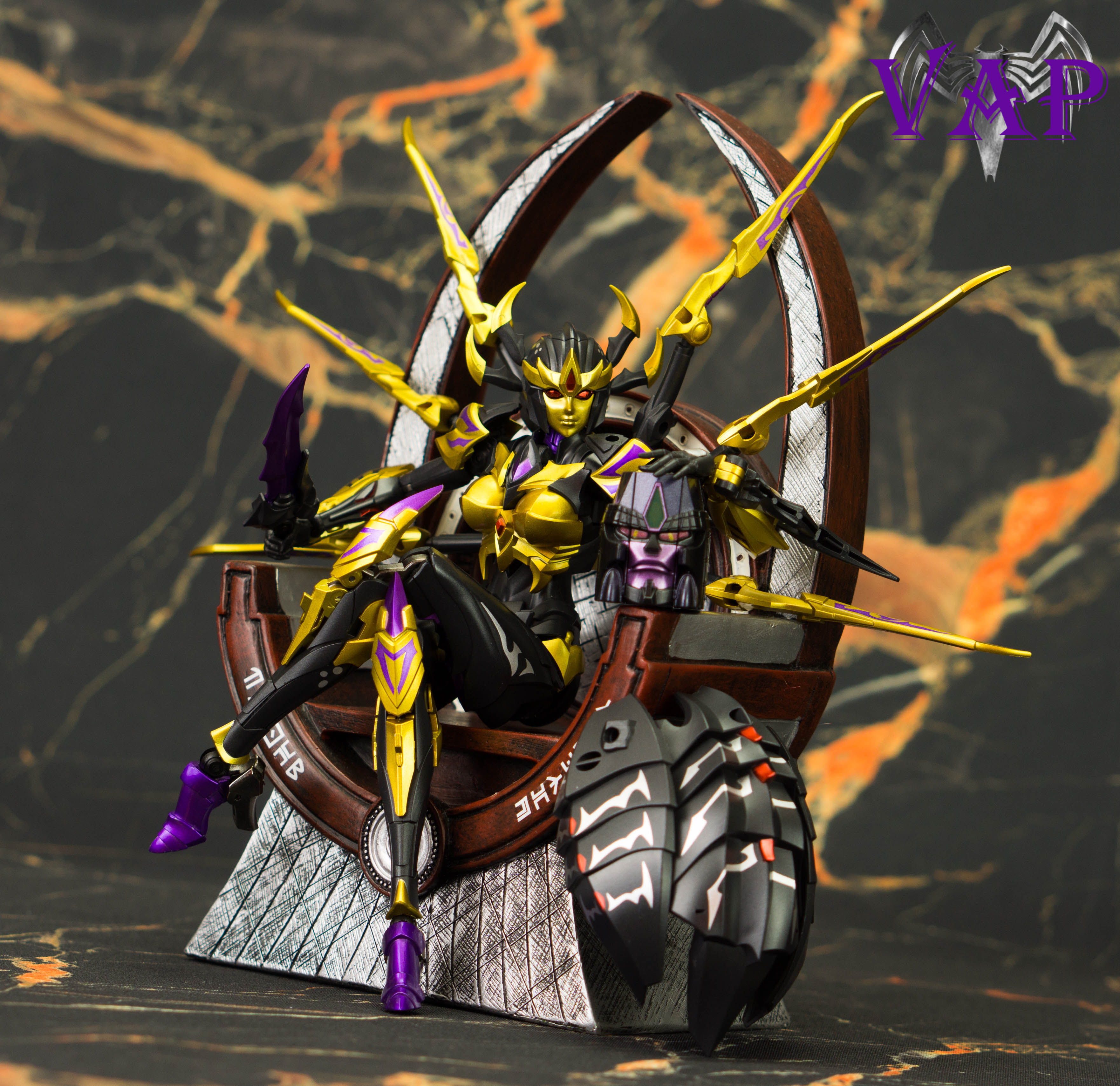 Reviews of BingoToys BT-04 Spider Girl Blackarachnid
